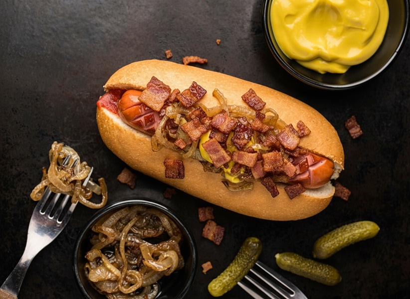 Hot dog con tocineta y salchicha Kimby