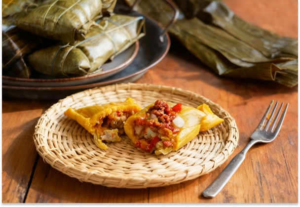 Receta Tamales con relleno de chorizo criollo