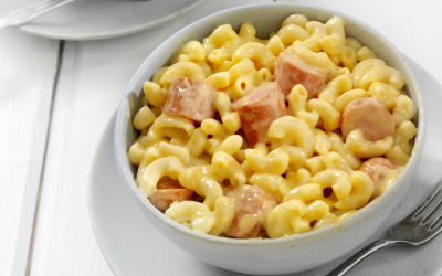 coditos_cremosos_con_salchicha.